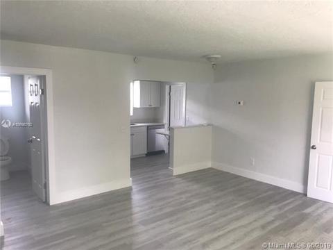 6924 2nd St, Jupiter, FL 33458 photo 1