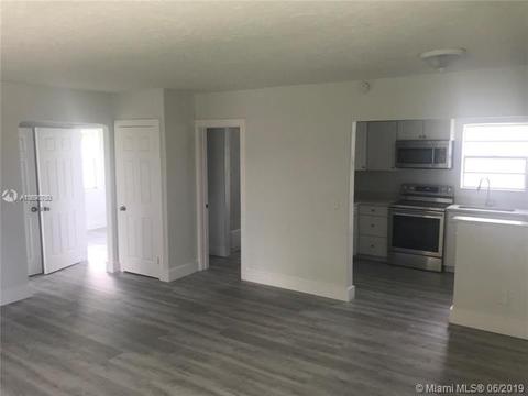 6924 2nd St, Jupiter, FL 33458 photo 2