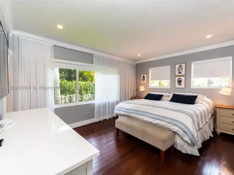 8727 Carlyle Ave, Surfside, FL 33154 photo 10
