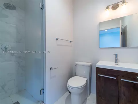 8727 Carlyle Ave, Surfside, FL 33154 photo 14
