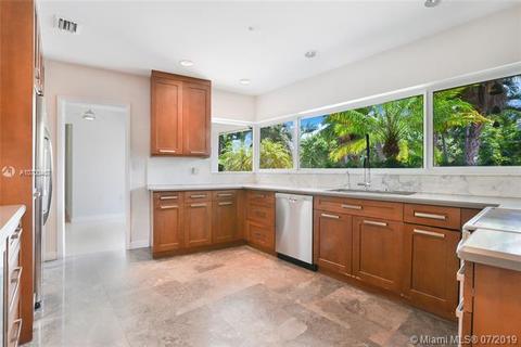 9217 Bay Dr, Surfside, FL 33154 photo 10