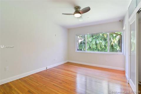 9217 Bay Dr, Surfside, FL 33154 photo 16