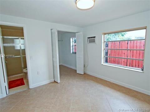 621 Hialeah Dr, Hialeah, FL 33010 photo 17