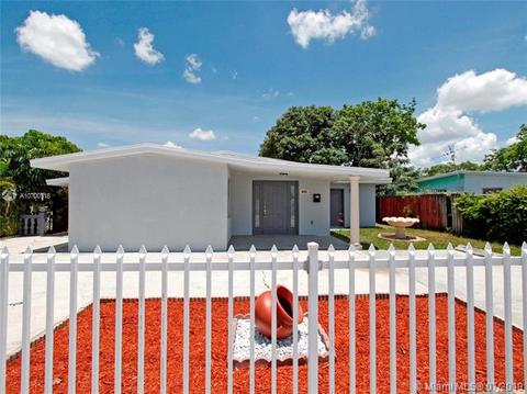 621 Hialeah Dr, Hialeah, FL 33010 photo 2