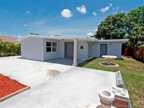 621 Hialeah Dr, Hialeah, FL 33010 photo 4