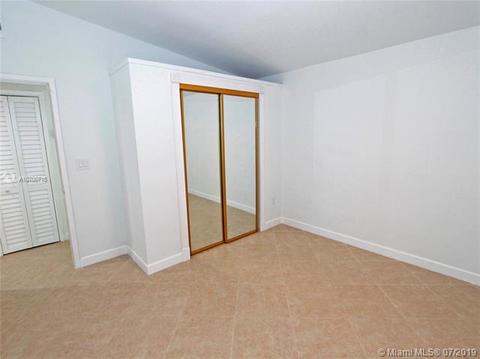 621 Hialeah Dr, Hialeah, FL 33010 photo 24