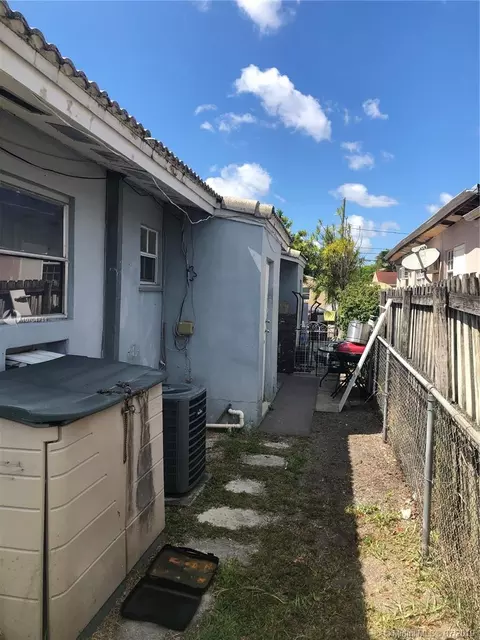 52 E 17 St, Hialeah, FL 33010 photo 8