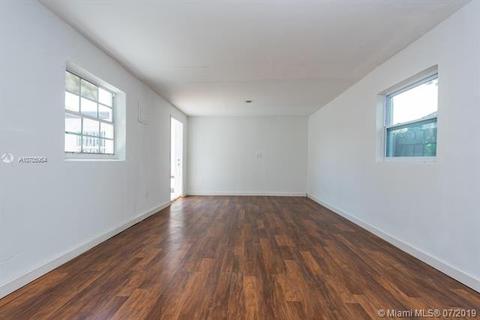 3311 NW 16th Ter, Miami, FL 33125 photo 4