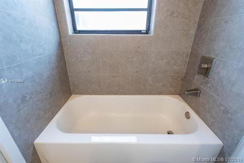 3311 NW 16th Ter, Miami, FL 33125 photo 12