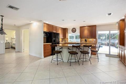 401 Douglas Dr, Jupiter, FL 33458 photo 14