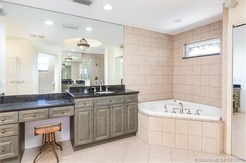 401 Douglas Dr, Jupiter, FL 33458 photo 23