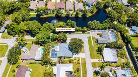 401 Douglas Dr, Jupiter, FL 33458 photo 38