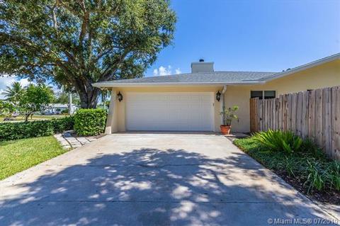 401 Douglas Dr, Jupiter, FL 33458 photo 8