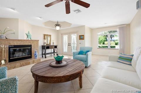 401 Douglas Dr, Jupiter, FL 33458 photo 11