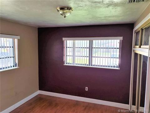 531 E 50 St, Hialeah, FL 33013 photo 9