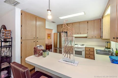 216 Buttonwood, Key Biscayne, FL 33149 photo 6