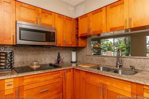 1421 E River Dr, Margate, FL 33063 photo 9