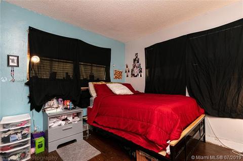 1421 E River Dr, Margate, FL 33063 photo 4