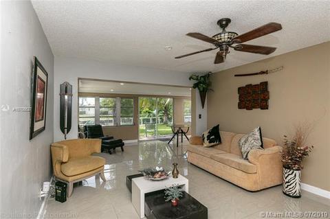 1421 E River Dr, Margate, FL 33063 photo 6