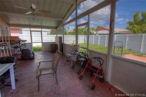 2659 W 68th Pl, Hialeah, FL 33016 photo 12