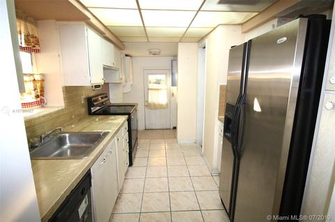 87 E 58th St, Hialeah, FL 33013 photo 5