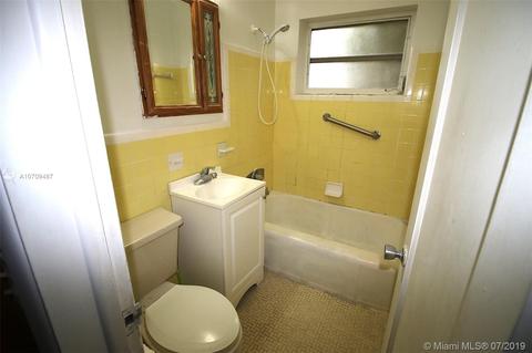 87 E 58th St, Hialeah, FL 33013 photo 8