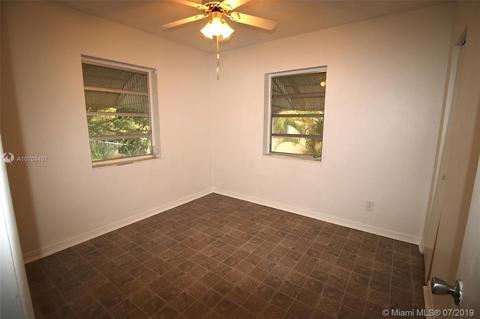 87 E 58th St, Hialeah, FL 33013 photo 10