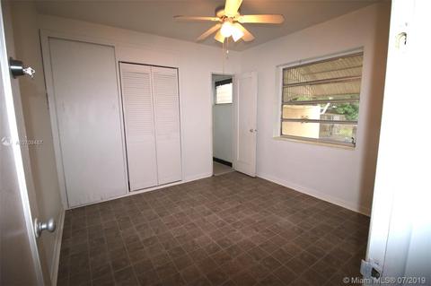 87 E 58th St, Hialeah, FL 33013 photo 9