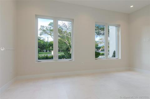 5712 Devonshire Blvd, Miami, FL 33155 photo 13
