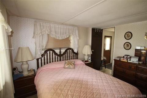 1057 21st St, Okeechobee, FL 34974 photo 8