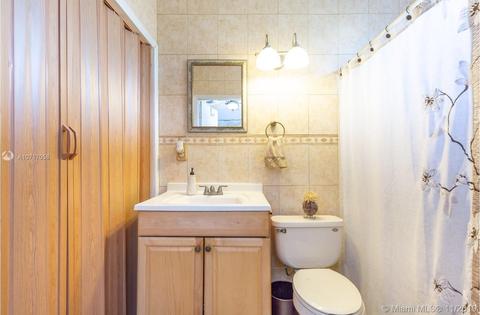 50 E 63rd St, Hialeah, FL 33013 photo 11