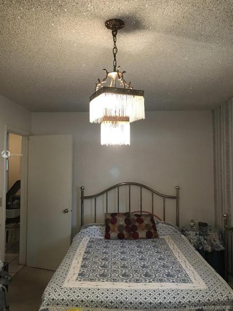 4512 E 8th Ln, Hialeah, FL 33013 photo 12