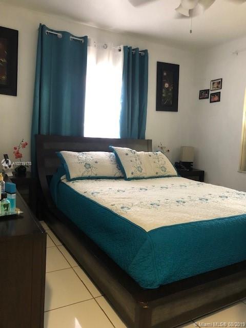 334 E 47th St, Hialeah, FL 33013 photo 4
