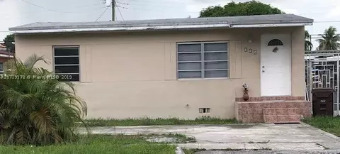 334 E 47th St, Hialeah, FL 33013 photo 1