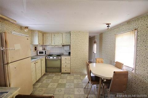 1022 8th St, Okeechobee, FL 34974 photo 5