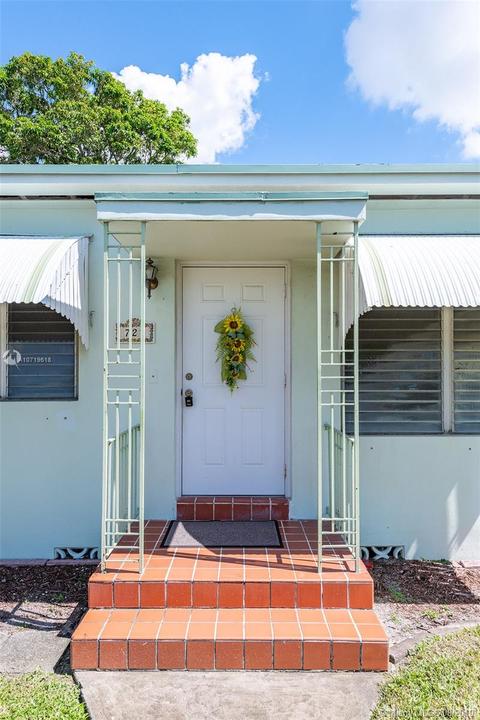 721 E 30th St, Hialeah, FL 33013 photo 17