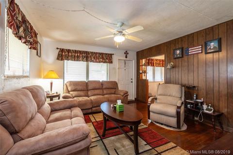 721 E 30th St, Hialeah, FL 33013 photo 4