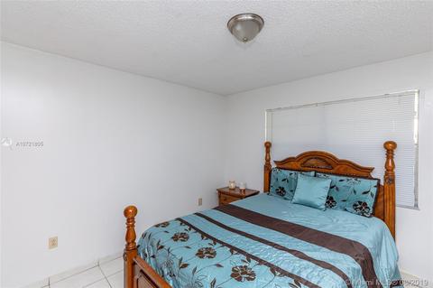998 E 29th St, Hialeah, FL 33013 photo 22