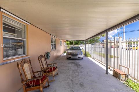 998 E 29th St, Hialeah, FL 33013 photo 29