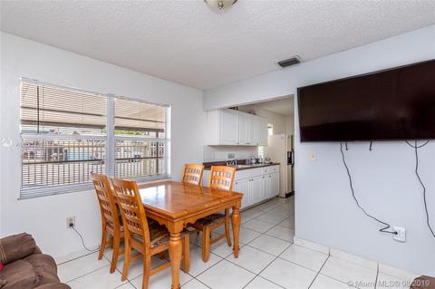 998 E 29th St, Hialeah, FL 33013 photo 15