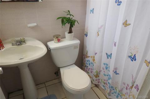 955 W 31st St, Hialeah, FL 33012 photo 11