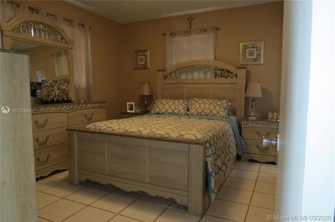 955 W 31st St, Hialeah, FL 33012 photo 10