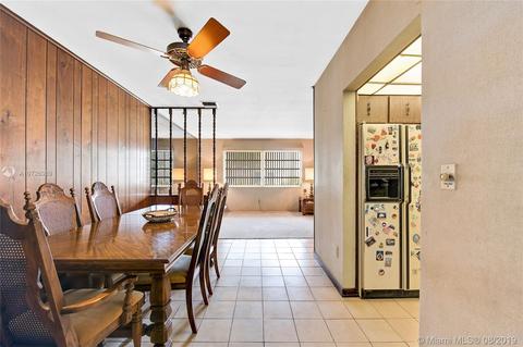 690 W 74th Pl, Hialeah, FL 33014 photo 6
