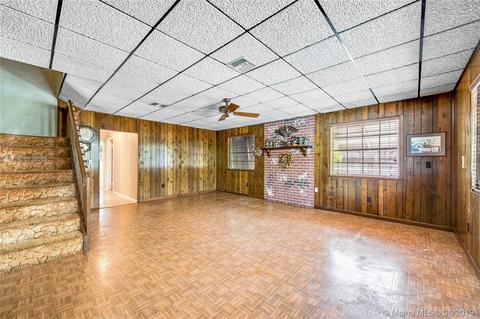 690 W 74th Pl, Hialeah, FL 33014 photo 16