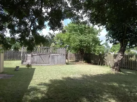 11113 E Model Cir E, Boca Raton, FL 33428 photo 6