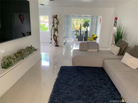 9181 Byron Ave, Surfside, FL 33154 photo 2