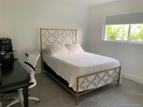 9181 Byron Ave, Surfside, FL 33154 photo 10