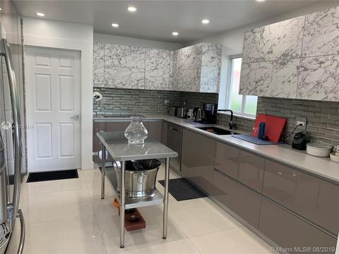 9181 Byron Ave, Surfside, FL 33154 photo 6