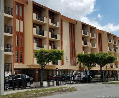 1075 W 68th St #220, Hialeah, FL 33014 photo 2
