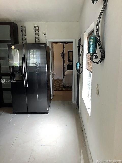 102 E 47th St, Hialeah, FL 33013 photo 5